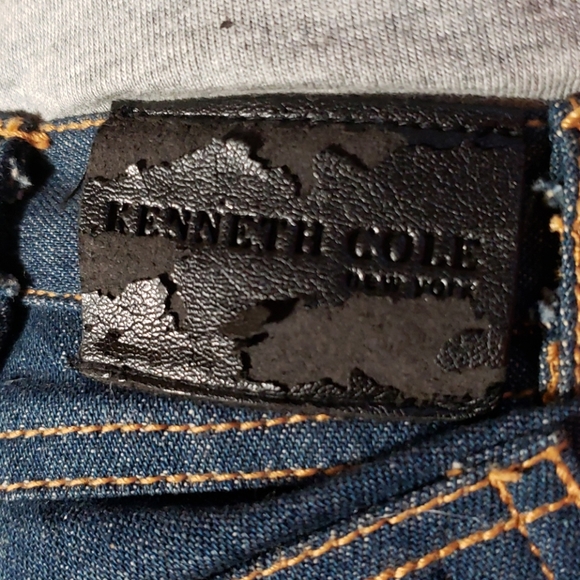 Kenneth Cole teddy bear - Picture 5 of 6